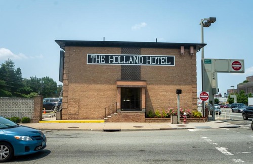 The Waterfront Hotel | Holland Hotel Jersey City Free Parking