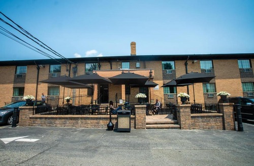The Waterfront Hotel | Holland Hotel Jersey City Free Parking