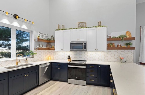 Columbus House | Home Away From Home: From Abandoned to Luxurious!
