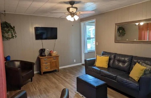 Biggsville House | Home Away From Home