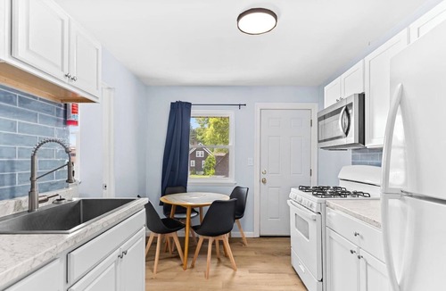 Peoria Apartment | Home Suite Home: B-Mintues to Downtown & P Heights