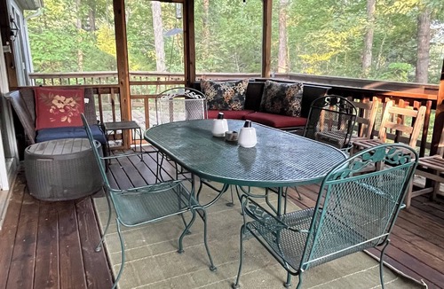 Mineral House | Home with Community Dock Access at Lake Anna