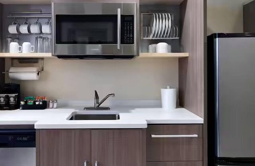 Midtown Ocean City Hotel | Home2 Suites by Hilton Ocean City - Bayside, MD