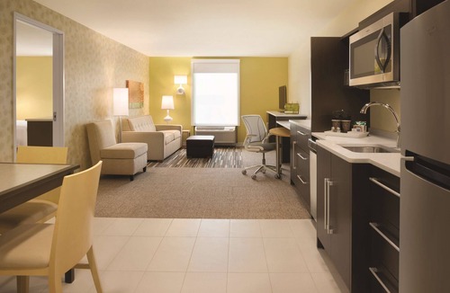 Coralville Hotel | Home2 Suites Iowa City Coralville