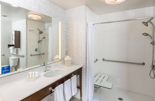 Mount Laurel Hotel | Homewood Suites by Hilton Philadelphia/Mt. Laurel