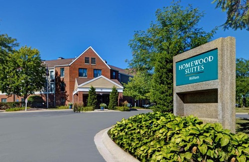 Lincolnshire Hotel | Homewood Suites by Hilton Chicago-Lincolnshire