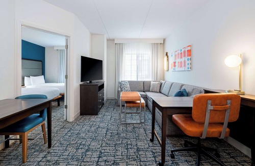 Eatontown Hotel | Homewood Suites by Hilton Eatontown