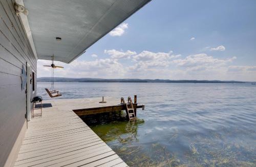 Groveoak House | Hot Tub & Dock: Guntersville Lake Getaway!