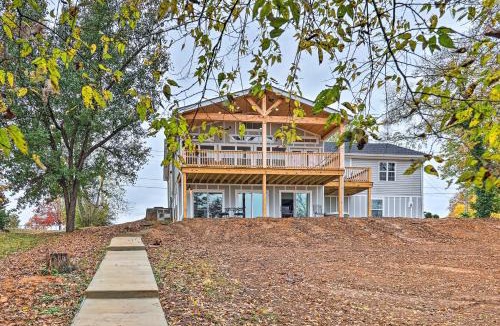 Winchester House | Hot Tub + Dock! Spacious Lakefront Retreat