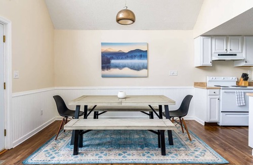 Ridgeway Ski Chalet | Hot Tub, Fire Pit, Deck, Grill, WiFi, Dog-Friendly