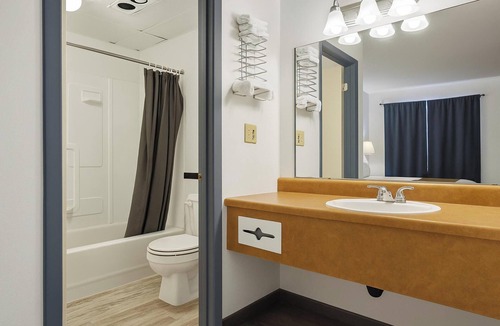 Oskaloosa Hotel | Hotel O Oskaloosa Near Eddyville