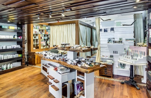 Wicker Park House | Hotel Quality meets Local Living 4C