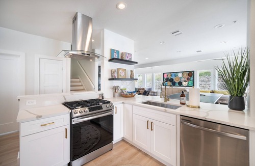Austin House | House of Views l Pool & Spa l Billiards