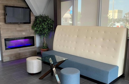 Central Oklahoma City Hotel | Howard Johnson by Wyndham Oklahoma City OKC Airport, Fairgrounds, I40