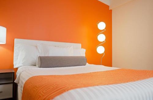 Toms River Hotel | Howard Johnson by Wyndham Toms River