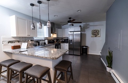 West New York House | "Hudson Haven-Near NYC Transit"