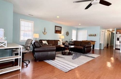 North Wildwood Condo | Huge 4 Bedroom, Beach Block Condo with Pool and 3 Parking Spaces