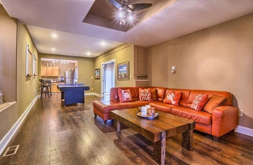 Wildwood House | Huge, Modern, 2 Story Home,Avail Yr Round! Decks/private yard/ping pong & more!