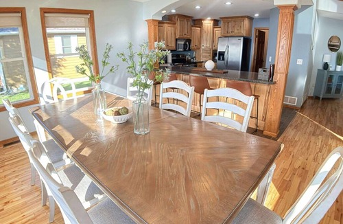 Estelline House | Hunting|Hottub|Fishn|Garage|LakeFront|Sleeps10