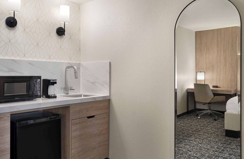 Overland Park Hotel | Hyatt Place Kansas City/Overland Park/Metcalf