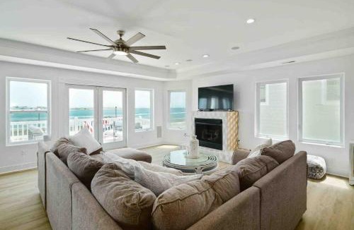 Atlantic City House | Icon Playce: Beachfront with 360 rooftop
