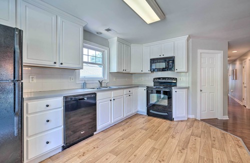Green Haven Cottage | Idyllic Pasadena Retreat With Garden + Hot Tub!
