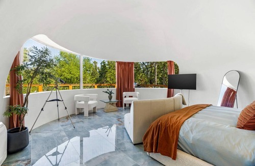 Paige Cabin | Impressive Unique Castle Dome with Spectacular Panoramic Views and Stunning Design in Elgin, Texas