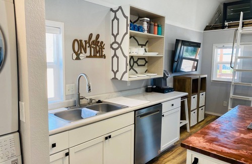 Glendo Cabin | In Town Glendo Smart Cabin