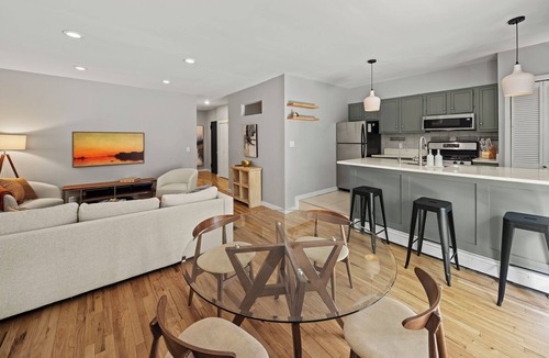 Boerum Hill Apartment | Indoor–Outdoor Garden Home/Prime BoCoCa Location