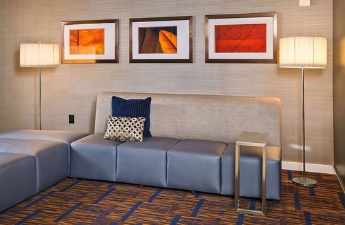 Tinton Falls Hotel | Indulge in Home Like Comfort! 2 Modern Units, Near Atchison Fields, Pet-Friendly