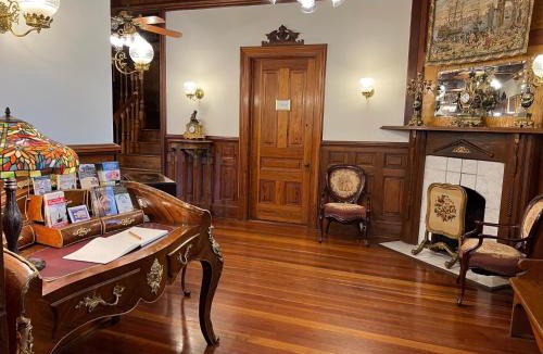 Hogansville Bed & Breakfast | Intermission Hogan House