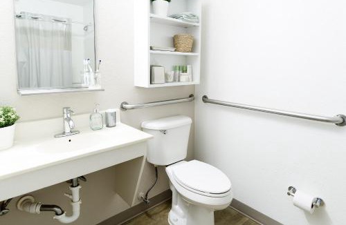 Charlotte Hotel | InTown Suites Extended Stay Charlotte NC - Albemarle