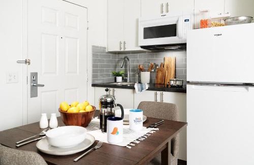 Roswell Hotel | InTown Suites Extended Stay Atlanta GA - Roswell Alpharetta