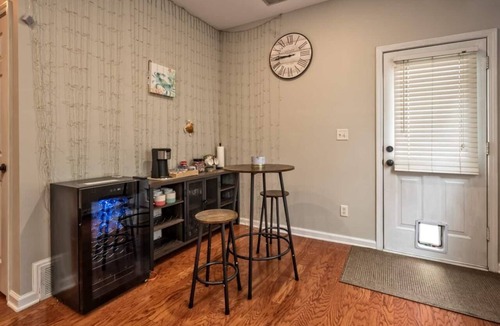 Memphis House | Island Vibe at Harbor Town-5 mins from downtown