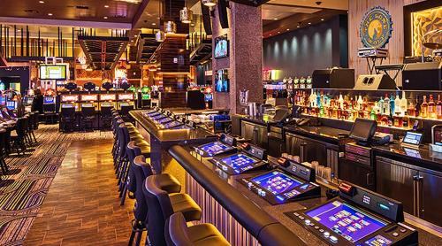 Bettendorf Hotel | Isle Casino Hotel Bettendorf - A Caesars Rewards Destination