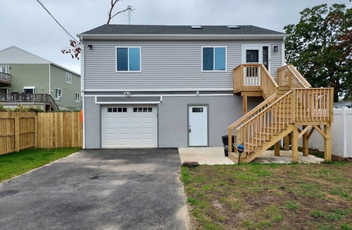 Keansburg House | Jersey Shore Beach House Located 2-blocks to the Beach