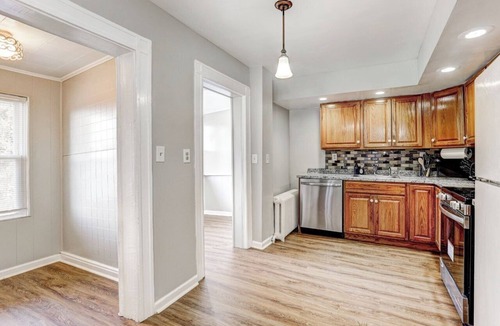 Woodlawn Apartment | Johnnycake Junction Retreat-Family-Friendly 3BR
