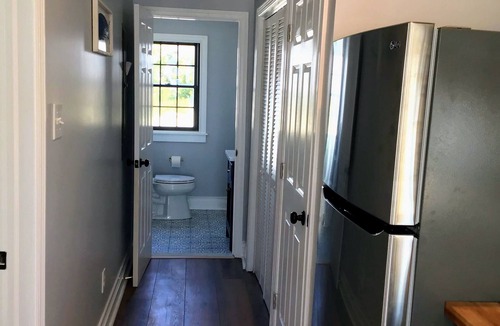 Goshen House | June 24,25,26 available!Beautiful Stone Harbor stunning sunsets. Close to beach