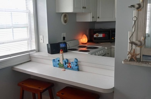 Surf City Apartment | Just a 2 minute walk to the Atlantic Ocean!