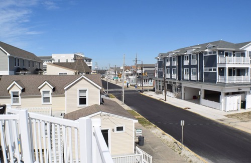Townsend's Inlet House | Just a short walk to the beach and steps to Anthony's at the Dunes, Hank Sauce, Blitz's Market, Nickleby's and more!