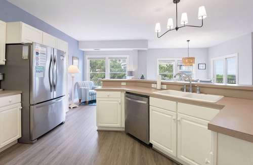 Corolla Condo | Just Chillin: Currituck Club Condo