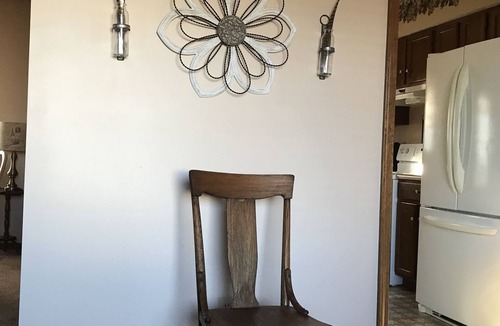 Marshall House | Just like Home, Cozy place to stay with easy access to 65 Hwy.