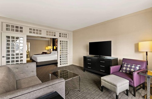 Downtown Baltimore Hotel | Just What You Were Looking For! Near CFG Bank Arena, Baltimore, Pet-Friendly
