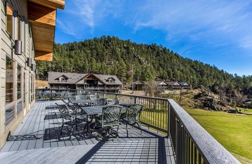 Keystone Hotel | K Bar S Lodge, an Ascend Collection Hotel