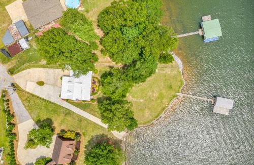 Arley House | Kelley's Southern Comfort - Scenic Views Including Duncan Bridge!