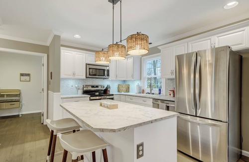 Newark House | Kid-Friendly Near UD, 1st-Floor Master + Office