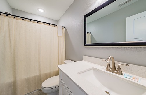 Harbinger House | KIL9104 Kilmarlic Spieth Cottage. Golf Resort, Community Pool & Fitness