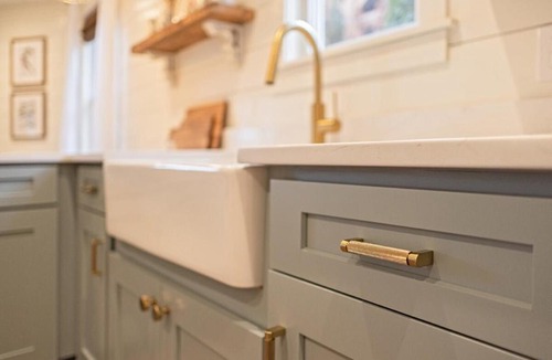 West Dundee Apartment | Kildahl House - Boutique Farmhouse Suite #1
