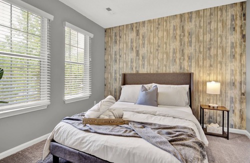 Toddville Road House | King Bed - Close to Airport - Close to Uptown