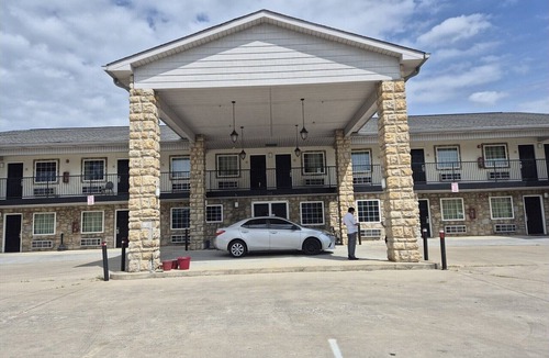 Chickamauga Apartment | King Bed|Smoking|Chickamauga